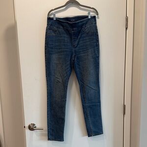 Comfortable Women’s Jeggings